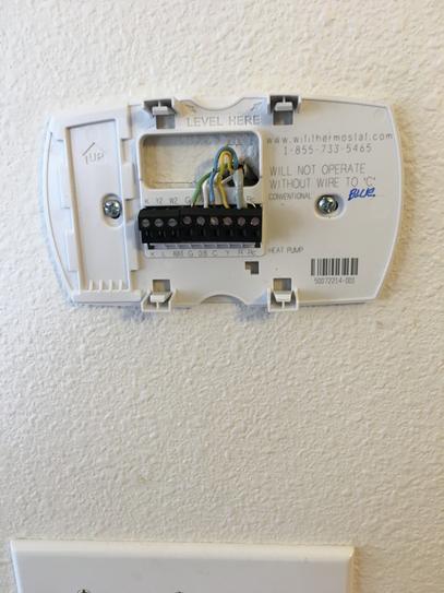 Wi-Fi Programmable Thermostat